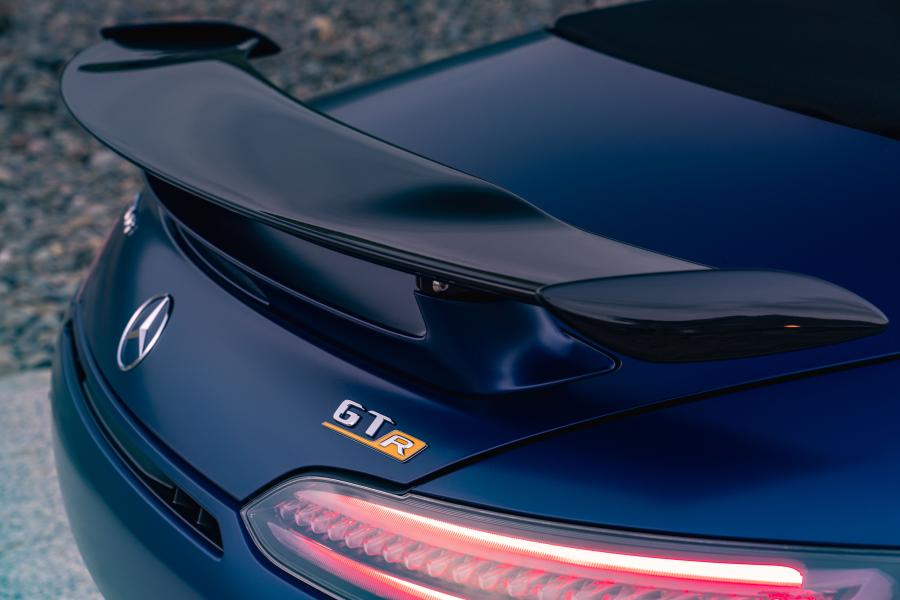 Детали экстерьера Mercedes-AMG GT R Roadster (R190) 2019 года  (UK) (фото 9 из 40)